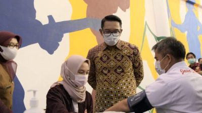 Jelang PON – Peparnas Papua, Gubernur Ridwan Kamil Pastikan Atlet Divaksin