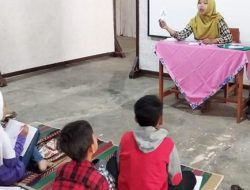 Bak di Eropa, Anak-anak Kampung Literasi Cisontrol Ciamis Gunakan Bahasa Inggris