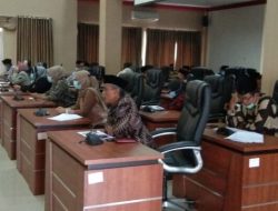 Seminar Naskah Akademik dan Raperda Cadangan Pangan Daerah di Komisi 2 DPRD Pangandaran