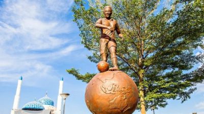 Ramang, Legenda Sepak Bola Indonesia yang Membuat Kiper Terbaik Dunia Terpana