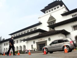 Fasilitas dan Area Publik Gedung Sate Ditutup Sementara Waktu