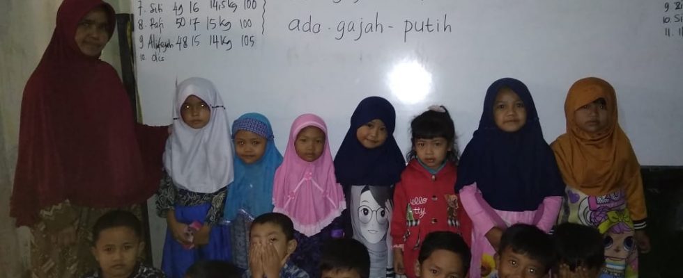 FOTO PENDIDIKAN APRIL 114