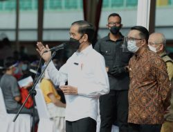 Vaksinasi Massal di Bekasi Jadi Percontohan Nasional