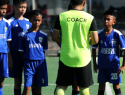 Akademi Persib Hadir di Lapangan Mini Soccer Permata Biru Bandung Timur