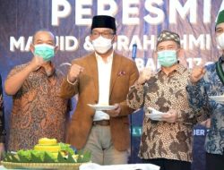 Emil Luncurkan Sekolah Digital, Lalu Resmikan Graha HMI Bandung