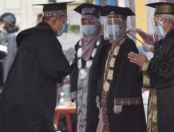 Wisuda Berkonsep Unik di Universitas ARS Bandung