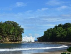 Menikmati Indahnya Pesona Pantai Madasari Pangandaran