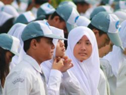 Fortusis Desak Ridwan Kamil Keluarkan Pergub tentang Sekolah Gratis bagi SMA/SMK/SLB