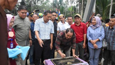 77 Tahun Menanti, Warga Ciparakan Pangandaran Kini Punya Jembatan Sintok