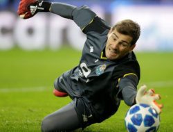 Kiper Fenomenal Iker Casillas Pensiun, Pesohor Sepak Bola Dunia Ucapkan Pesan Emosional