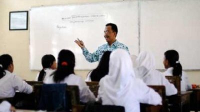 ICMI pun Bersuara, Aturan TPG Harus Tertulis di RUU Sisdiknas