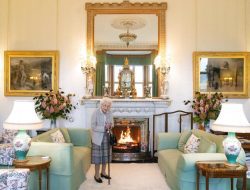 Besarnya Kontribusi Ratu Elizabeth II untuk Kemajuan  Pendidikan Inggris
