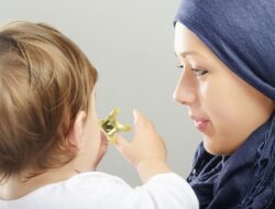 Parenting Anak Islami dengan 5 Prinsip Dasar untuk Perkembangan Anak