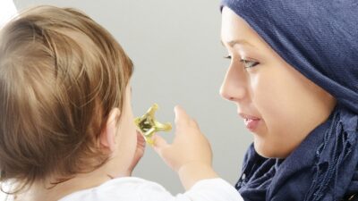 1. Parenting Anak Islami Dengan 5 Prinsip Dasar Untuk Perkembangan Anak islamicity.org