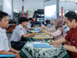 Daftar Ulang Peserta Didik Baru di SMKN 8 Bandung, Begini Suasananya