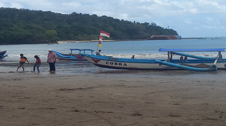 perahu wisata oke