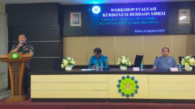 Workshop Kurikulum Berbasis MBKM: Perkuat Kompetensi Dosen FAH UIN Bandung