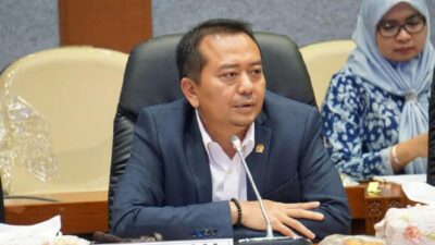 UKT Naik, DPR Minta Kemendikbudristek Revisi Permendikbud Nomor 2 Tahun 2024