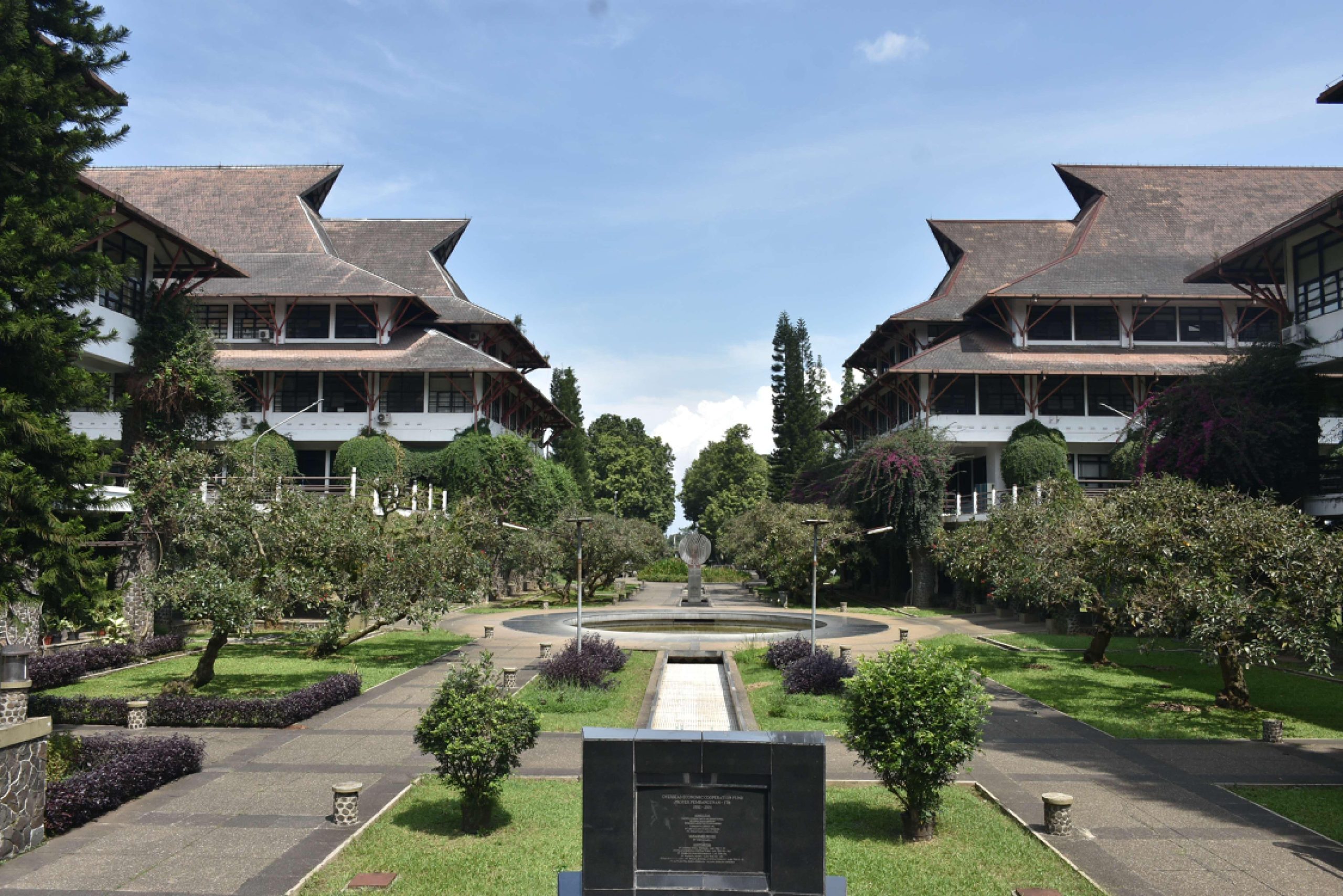 institut teknologi bandung profile1695282317 scaled