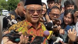 Mendikdasmen Tegaskan Guru PNS dan PPPK Bisa Mengajar di Sekolah Swasta