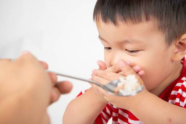 anak anda susah makan coba trik ini 0 alodokter