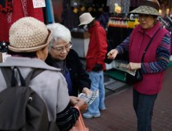 8 Tips Panjang Umur ala Dokter Jepang Berusia 100 Tahun