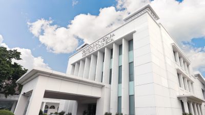 0856Gedung Kemensetneg Berawan 2