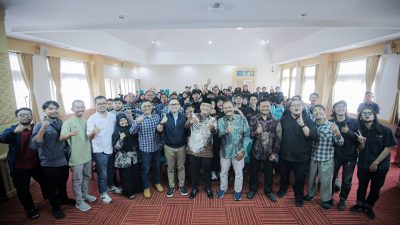 4ad912fb eb76 4057 a900 066bc79931a6