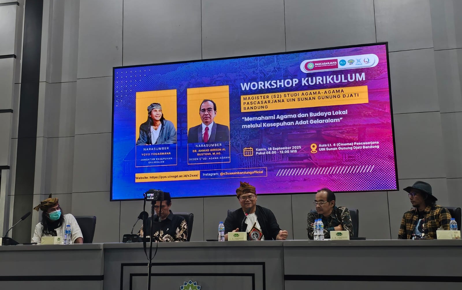 4b14cf25 c9af 4952 bfc9 7e78eae0f209