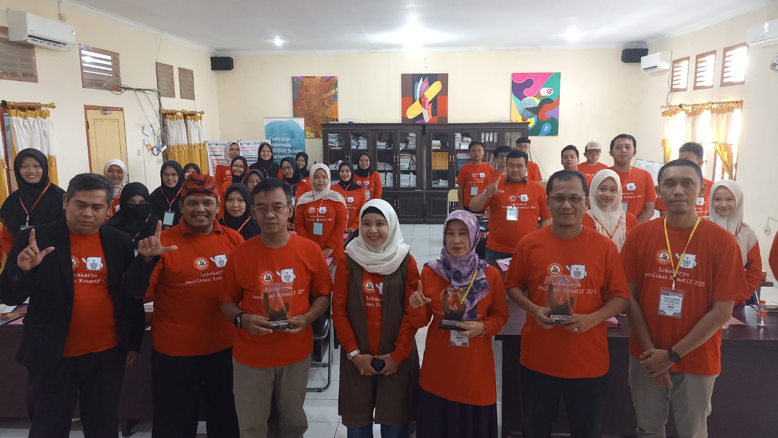 Walikota Apresiasi Lokakarya Penulisan Kreatif Peningkatan Kapasitas Pegiat Literasi Masyarakat Kota Banjar 1 WhatsApp Image 2025 09 20 at 10.57.12