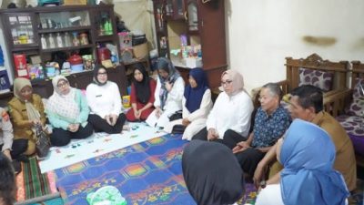 Takziah ke Cimaung  Kabupaten Bandung, Menteri PPPA Tekankan Pentingnya Ketahanan Keluarga dalam Rumah Tangga