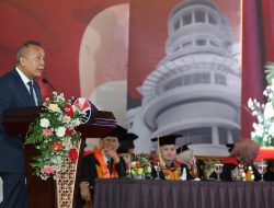 Wakil Ketua DPR Saan Mustopa: Kampus Bukan Menara Gading yang Terpisah dari Realitas