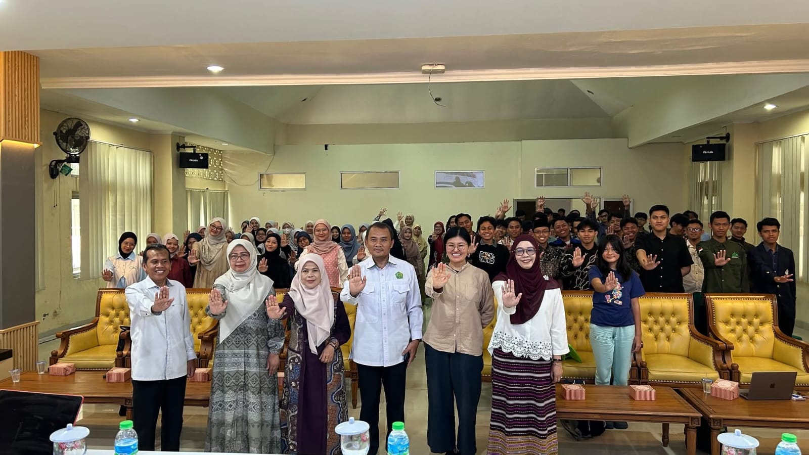 816150d3 e3de 4f8c 8539 b2a7e2021608