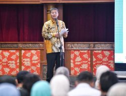 Wagub Jabar: Stunting Masalah Serius, Semua Pihak Ikut Bertanggung Jawab 12 Wagub Jabar: Stunting Masalah Serius, Semua Pihak Ikut Bertanggung Jawab