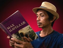 Sastra sebagai Senjata Melawan Kolonialisme 11 Sastra sebagai Senjata Melawan Kolonialisme