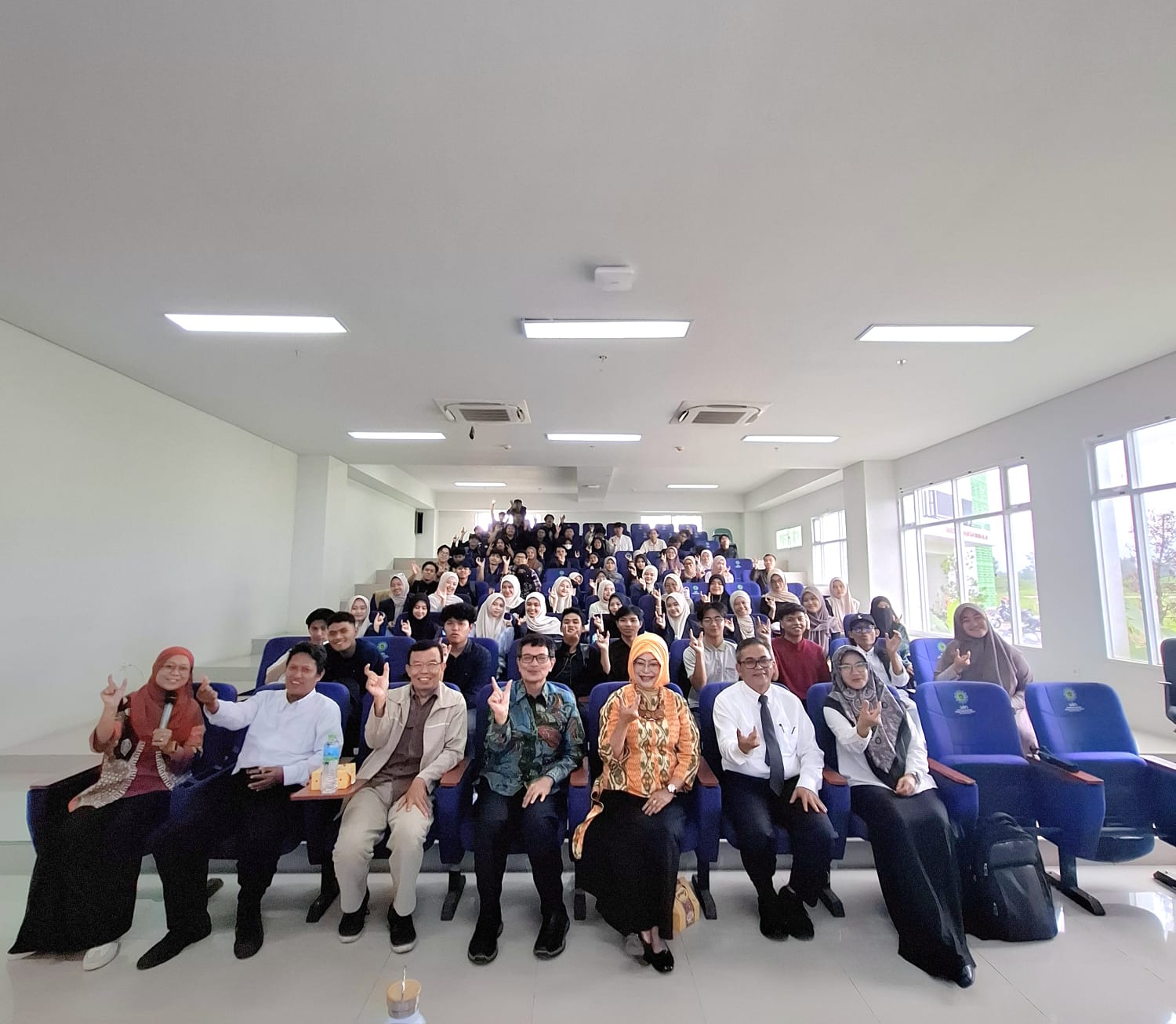 158c7459 f984 412d bc94 ec8772653180