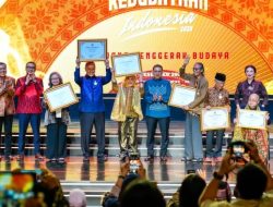 Kementerian Kebudayaan Beri Penghargaan untuk Tokoh Adat-Seniman
