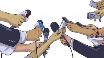 CERPEN Perempuan di Tepi Meja