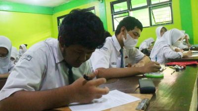 KCD Belum Dapat Arahan Soal Bantuan Pendidikan di Sekolah Swasta 768x431 1