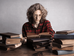 Ini 10 Keunggulan Buku Cetak Dibandingkan Buku Digital