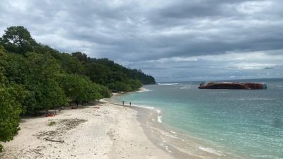 pantai pasir putiih pangandaran 1761715020872 169