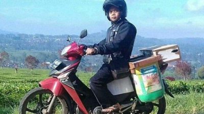 Kisah Mang Yayat, Penjual Tahu Keliling Pengelola Taman Bacaan di Cimaung Kabupaten Bandung