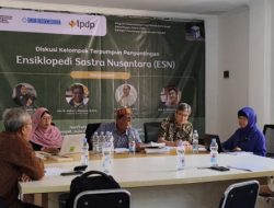 “Ensiklopedi Sastra Nusantara”: Menggugat “Sesat Pikir” Kolonial, Merawat Ekosistem yang Tercecer