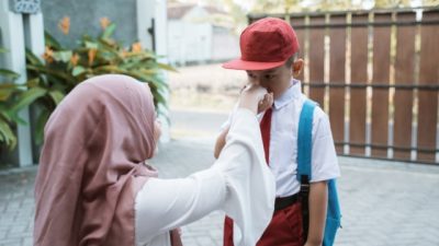 Merajut Kembali Tenun Bangsa: Menyambut Kebijakan Akhlak di Jawa Barat