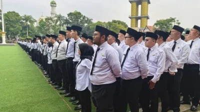 Bupati Bandung Pastikan Pemkab Penuhi Gaji PPPK Paruh Waktu 5 2728822664