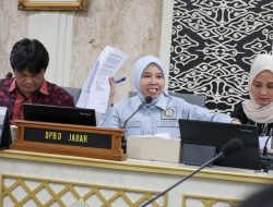 Komisi I & Komisi III DPRD Jawa Barat Terima Audiensi Guru ASN dan Pensiunan yang Jadi Debitur Bank BJB
