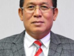 Mengabdi tanpa Henti: Kisah Hidup dan Pemikiran Prof. Syawal Gultom