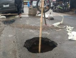 Jembatan Jeprah Cipanas Terancam Amblas, Risiko Kecelakaan dan Dampak Ekonomi pun Muncul