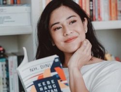 Ada Cinta untuk Buku di Hari-hari Dian Sastrowardoyo   