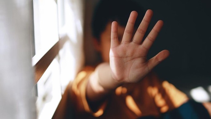 ilustrasi kekerasan pada anak 169